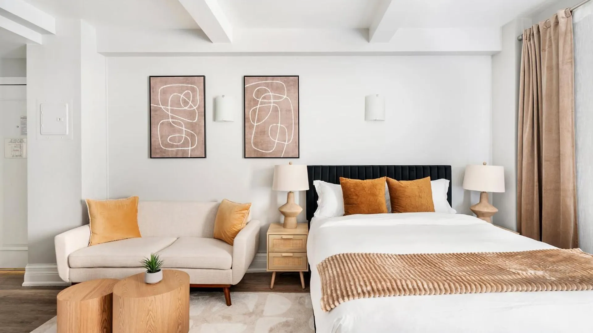 73-410 Luxury 24 Dm New Studio Uws Gym Laundry New York