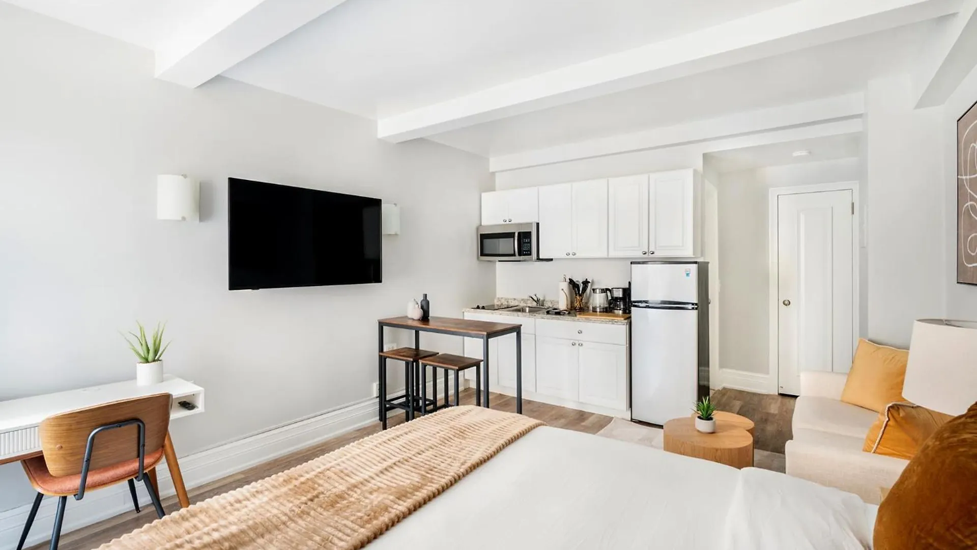 73-410 Luxury 24 Dm New Studio Uws Gym Laundry New York 0*,