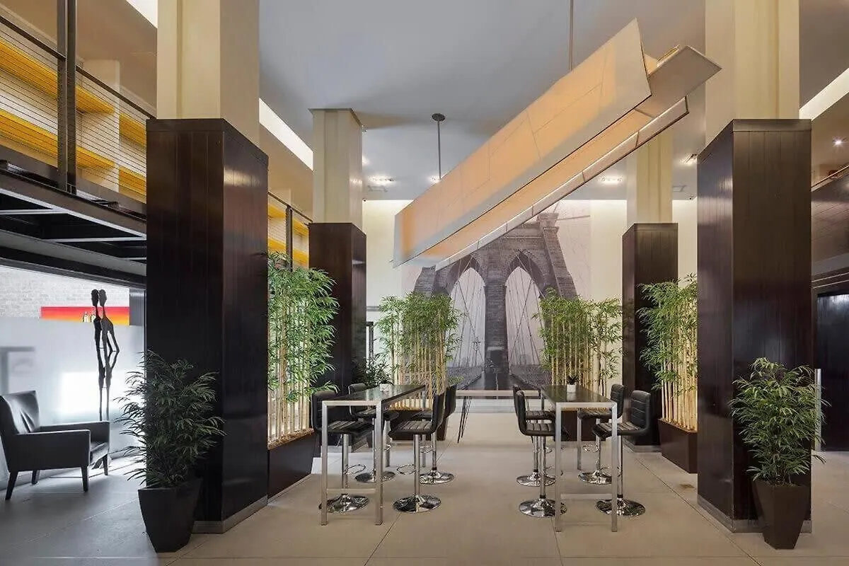 73-410 Luxury 24 Dm New Studio Uws Gym Laundry New York